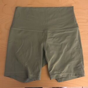 lululemon Align High- Rise Short 6”
